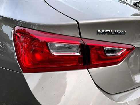 Used 2022 Chevrolet Malibu LS image 25