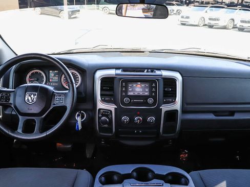 Used 2017 RAM 1500 Classic SLT image 13