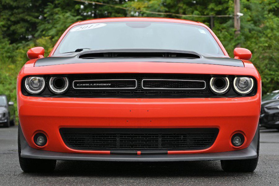 Used 2017 Dodge Challenger R/T Scat Pack RWD image 12