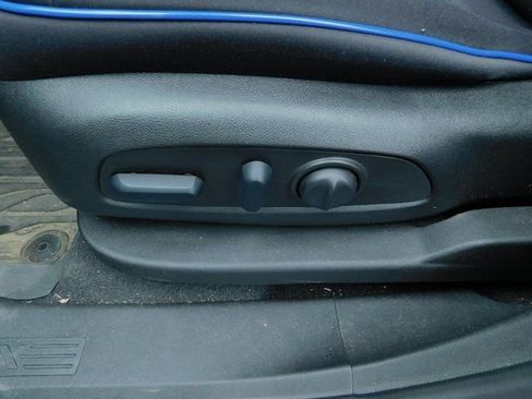 Used 2022 Chevrolet Equinox LT FWD image 12