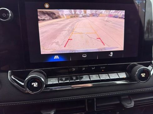 Used 2024 Chevrolet Colorado LT w/ LT Convenience Package image 15