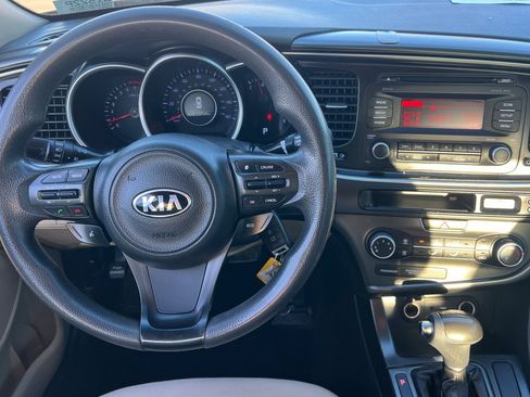 Used 2015 Kia Optima LX image 11