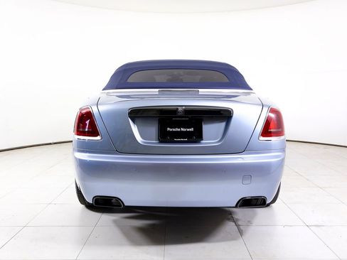 Used 2018 Rolls-Royce Dawn RWD image 44