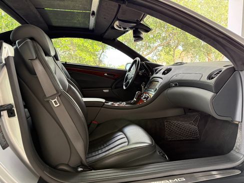 Used 2005 Mercedes-Benz SL 65 AMG image 25
