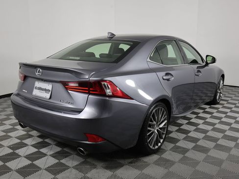 Used 2016 Lexus IS 200t image 2
