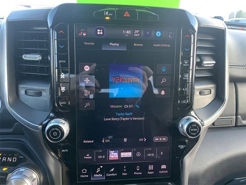 Used 2025 RAM 1500 Laramie image 7