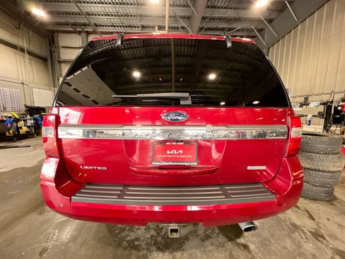 Used 2017 Ford Expedition Limited w/ Equipment Group 301A AWD/4WD image 27