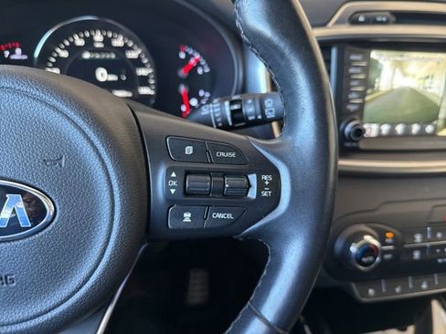 Used 2017 Kia Sorento SX AWD/4WD image 38