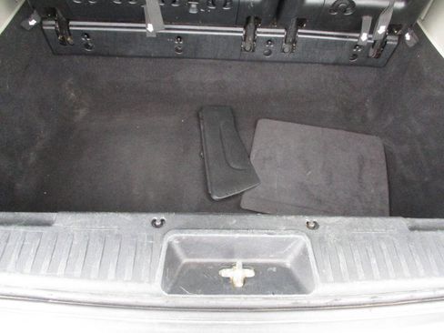 Used 2016 Dodge Grand Caravan SXT w/ Rear Park Assist Package FWD image 14