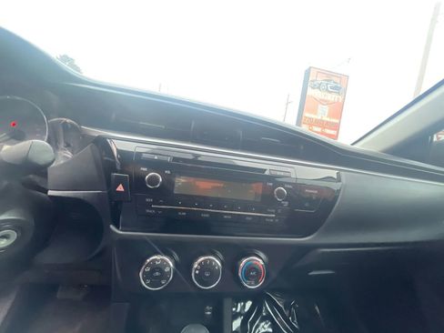 Used 2014 Toyota Corolla L image 35