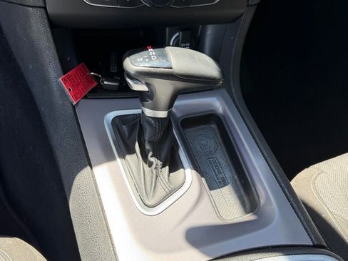Used 2022 Dodge Charger SXT RWD image 23
