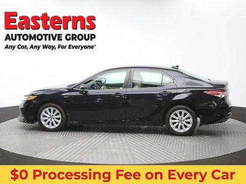 Used 2019 Toyota Camry LE w/ Convenience Package FWD image 60