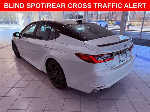 Used 2025 Toyota Camry XSE image 5