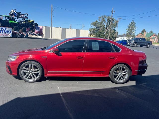 Used 2017 Volkswagen Passat 1.8T R-Line FWD image 10