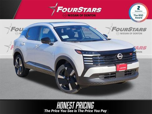 New 2026 Nissan Kicks SR image 1