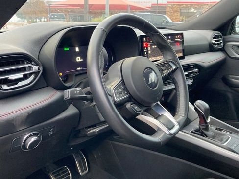 Used 2024 Dodge Hornet GT image 9