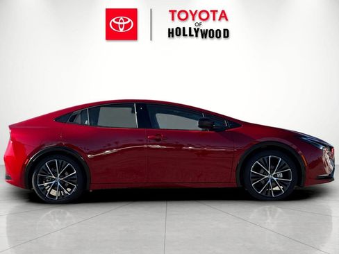 New 2026 Toyota Prius Limited image 3