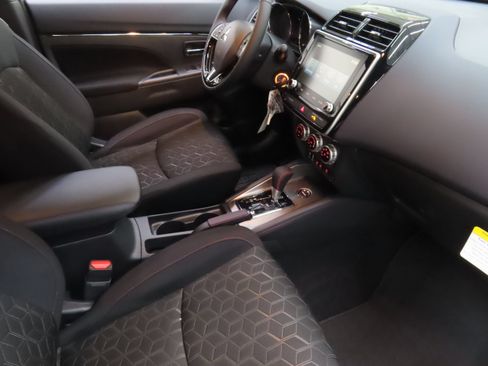 New 2025 Mitsubishi Outlander Sport AWD image 21