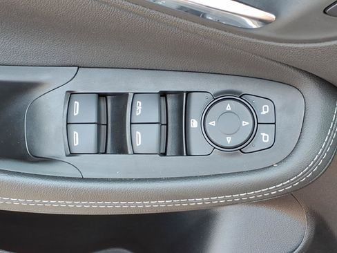 Certified 2023 Buick Encore GX Preferred w/ Cold Weather Comfort Package FWD image 24