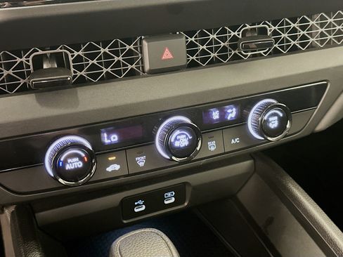 Used 2023 Honda Accord LX image 22