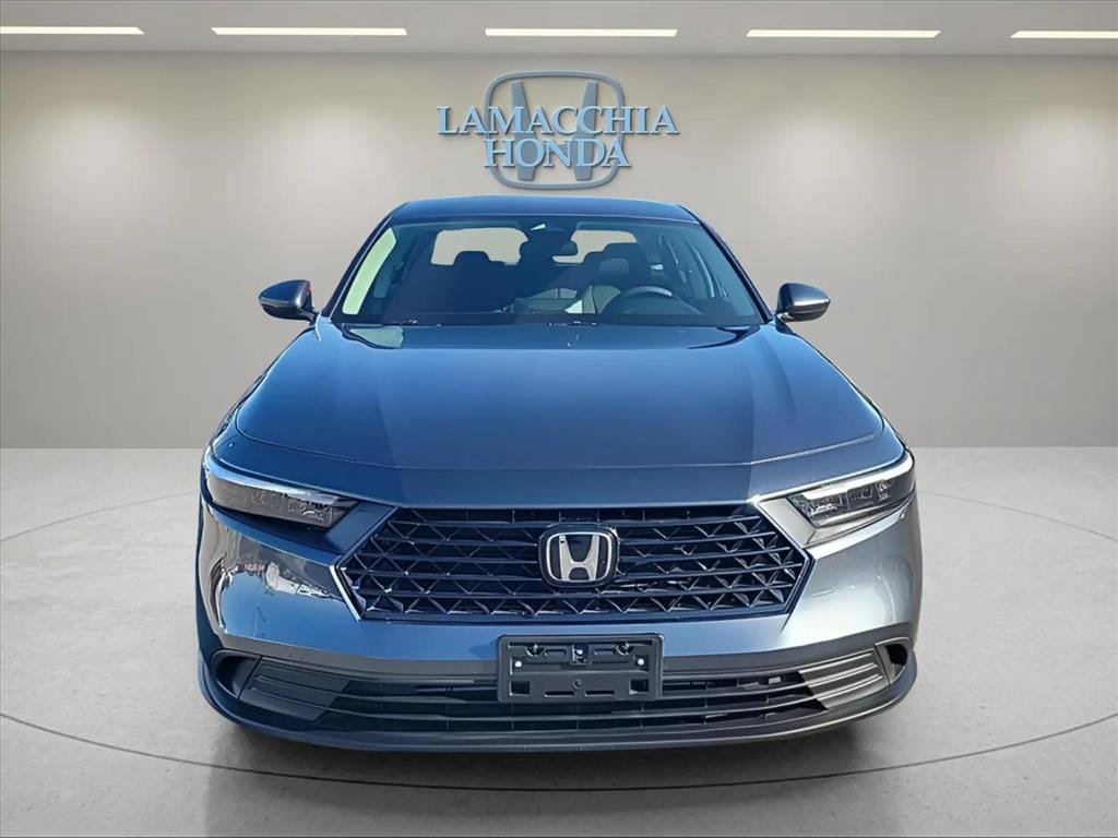 Used 2025 Honda Accord LX image 8