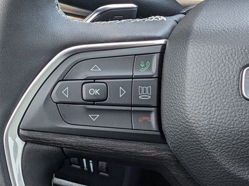 New 2025 Jeep Grand Cherokee Limited image 18