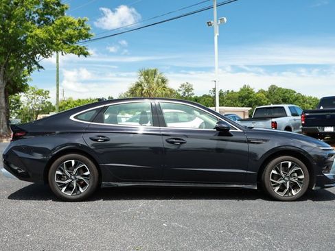 Used 2025 Hyundai Sonata SEL FWD image 4
