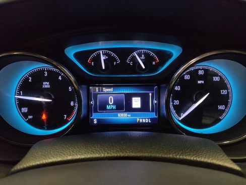 Used 2017 Buick Envision Essence FWD image 23