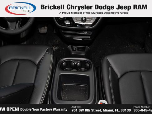 Used 2026 Chrysler Pacifica Select w/ S Appearance Package FWD image 25