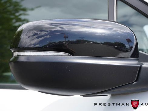 Used 2022 Honda Pilot TrailSport image 4