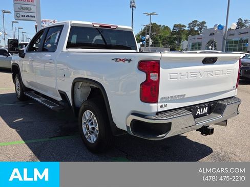 Used 2025 Chevrolet Silverado 2500 LT w/ Convenience Package AWD/4WD image 12