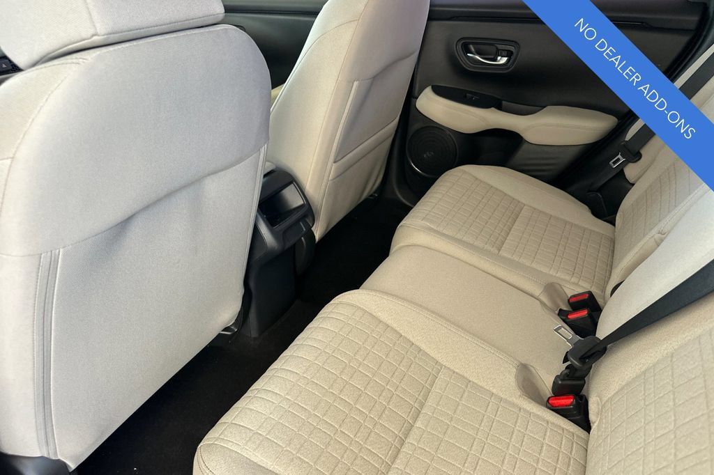 Certified 2024 Honda HR-V LX image 13