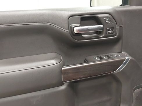 Used 2019 Chevrolet Silverado 1500 LTZ w/ LTZ Plus Package AWD/4WD image 24