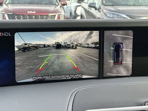 Used 2025 Lincoln Nautilus Reserve w/ Jet Appearance Package image 17