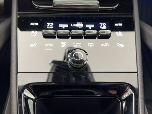 Used 2026 Porsche Cayenne E-Hybrid image 19