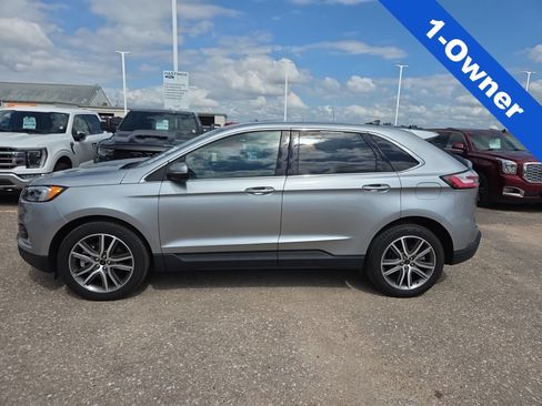 Used 2024 Ford Edge Titanium w/ Equipment Group 301A AWD/4WD image 2