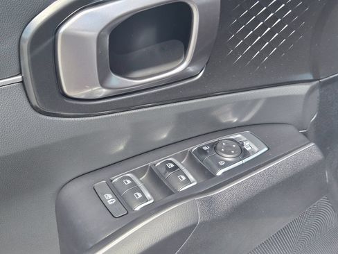 Certified 2026 Kia Sorento LX FWD image 17
