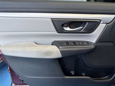 Used 2019 Honda CR-V LX image 18