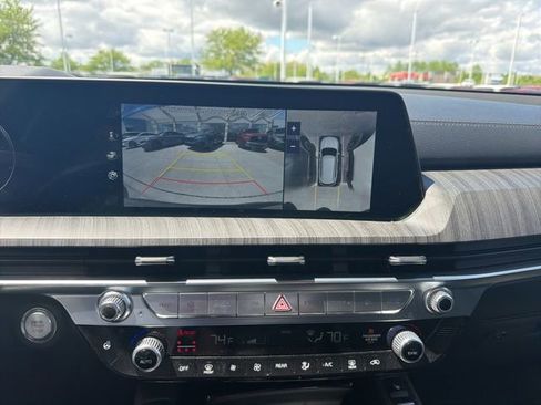 Used 2024 Kia Telluride SX Prestige AWD/4WD image 16