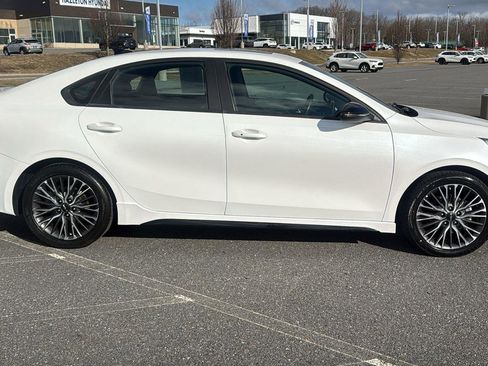 Used 2022 Kia Forte GT-Line w/ GT-Line Premium Package image 4