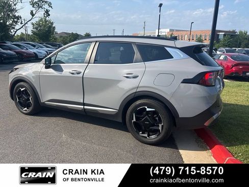 Certified 2026 Kia Sportage EX w/ EX Panorama Roof Package FWD image 5