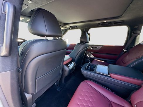 Used 2026 INFINITI QX80 Autograph image 27