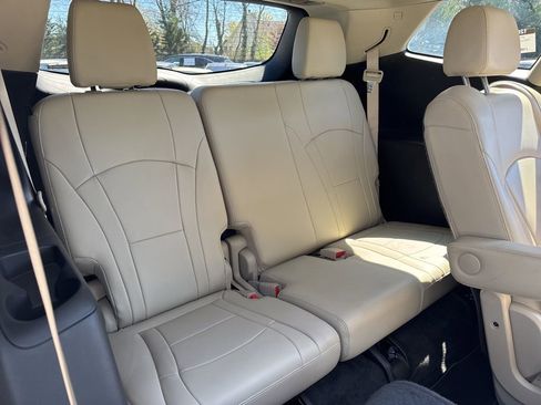 Used 2019 Buick Enclave Premium w/ Experience Buick Package image 7