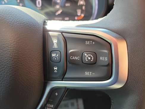 Used 2026 RAM 1500 Big Horn AWD/4WD image 18