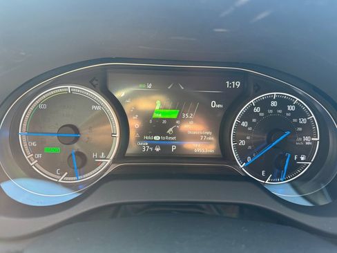 Certified 2021 Toyota Venza Limited w/ Advanced Technology Package image 16