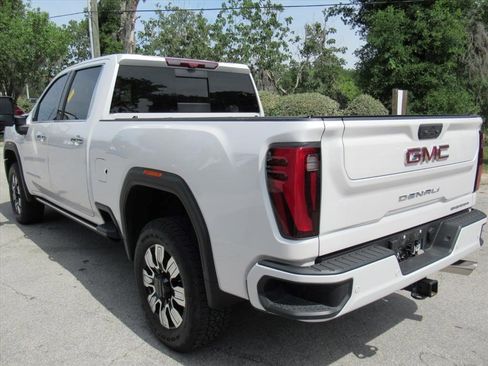 Certified 2024 GMC Sierra 2500 Denali w/ Denali Reserve Package AWD/4WD image 5