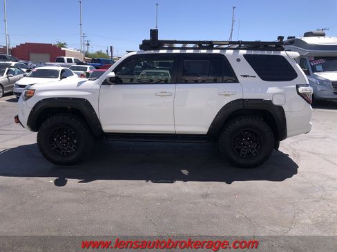 Used 2015 Toyota 4Runner TRD Pro AWD/4WD image 5