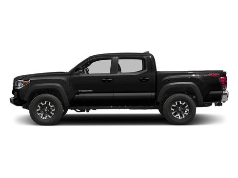 Used 2017 Toyota Tacoma TRD Off-Road AWD/4WD image 16