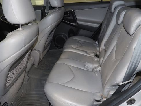 Used 2011 Toyota RAV4 Limited image 7