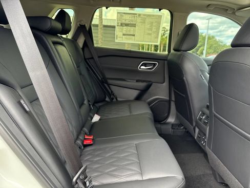 New 2026 Nissan Rogue Platinum w/ Platinum Premium Package AWD/4WD image 28